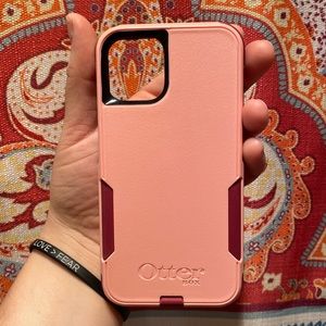 BEAUTIFUL PINK IPHONE 11 PRO OTTERBOX CASE